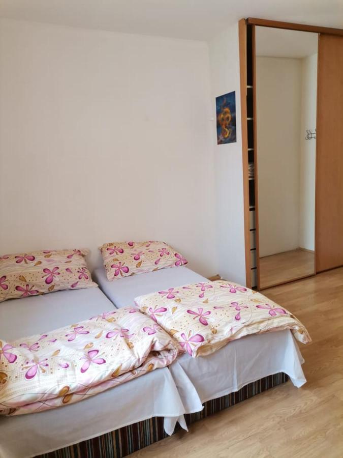 Anh' Private Rooms For Tourist Bratislava Dış mekan fotoğraf